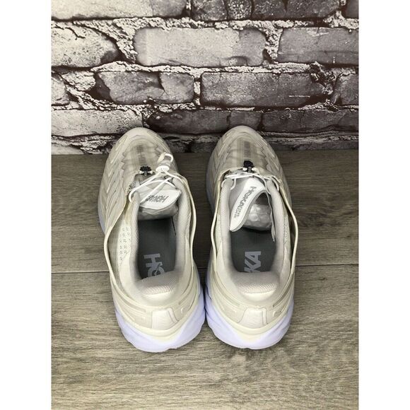 HOKA Project Clifton Blanc de Blanc Lunar White Mesh Center Zip Gym Women 40EU/9 - Picture 5 of 16